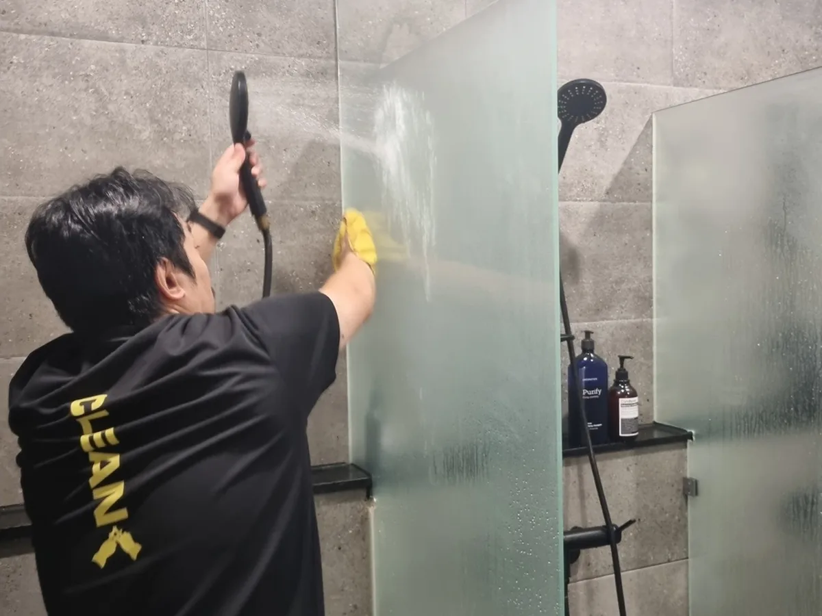 북구 화명동 건물 세면대·파우더룸 바닥 위생청소 사례 - 행진크린